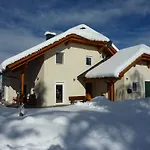 Haus Ertel * Hermagor-Pressegger See