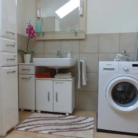 Haus Ertel * Hermagor-Pressegger See